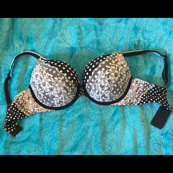 Victoria's Secret Other - 🛍Victoria’s Secret🛍 bra size 34DD